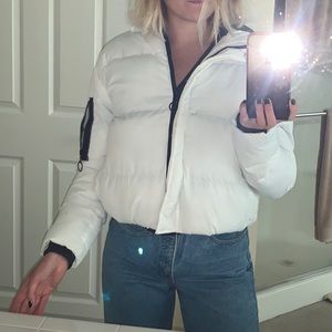 Urban Outfitters White Puffer Jacket Size 4